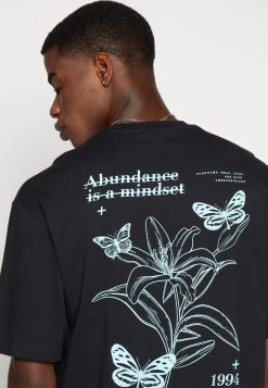 YOURTURN Chest Tee Unisex - Print T-Shirt - 802 - Black -Yourturn Online Shop 0e4b4081586c44b38413d45691796242