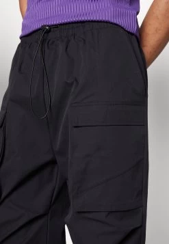 YOURTURN Unisex - Cargo Trousers - Black 13 YOURTURN Unisex - Cargo Trousers - Black -Yourturn Online Shop 12c0eb3432924e5180ee844ffb94cc93