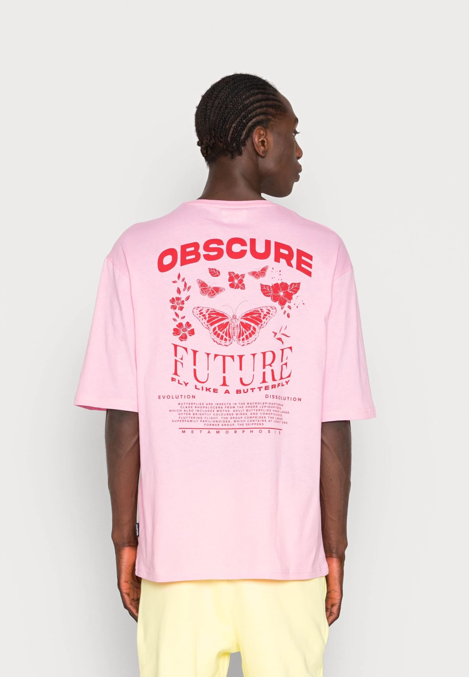 YOURTURN Nostalgia Future Tee Unisex - Print T-Shirt - Pink 3 YOURTURN Nostalgia Future Tee Unisex - Print T-Shirt - Pink