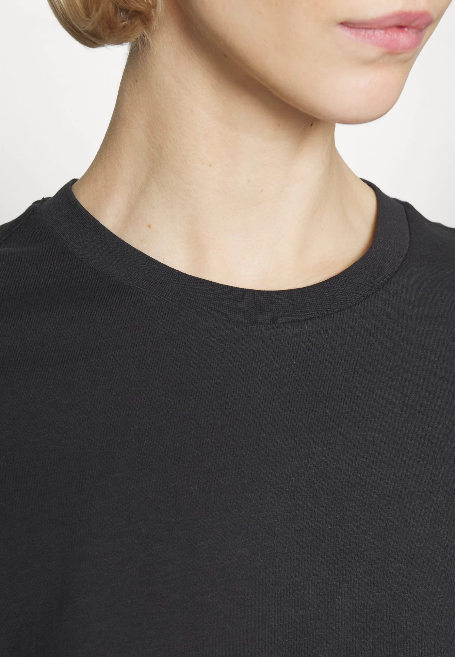 YOURTURN 3Pack Unisex - Basic T-Shirt - White/Mint/Black 10 YOURTURN 3Pack Unisex - Basic T-Shirt - White/Mint/Black - Image 8