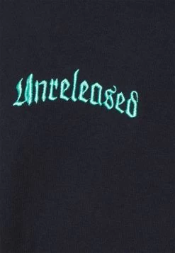 YOURTURN Graphic Tee Wincent Weiss Tee - Print T-Shirt -Yourturn Online Shop 25abfad14870499eb62e44e0cc6cbdab