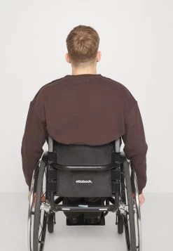 YOURTURN Unisex - Sweatshirt - Dark Brown 17 YOURTURN Unisex - Sweatshirt - Dark Brown -Yourturn Online Shop 2dd3bc82e3c74e9292661f569b83a025