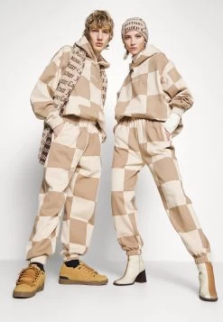 YOURTURN Unisex - Tracksuit Bottoms - Beige -Yourturn Online Shop 2f48d23f3312422db61e596429ac6121