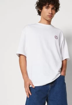 YOURTURN Unisex - Basic T-Shirt -Yourturn Online Shop 2f6db178d0e249f59fa6579933ea8234