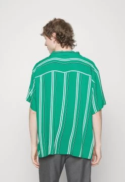 YOURTURN Stripes Boxi - Shirt - Green -Yourturn Online Shop 33ad028826184f32afd72d60071cd31d