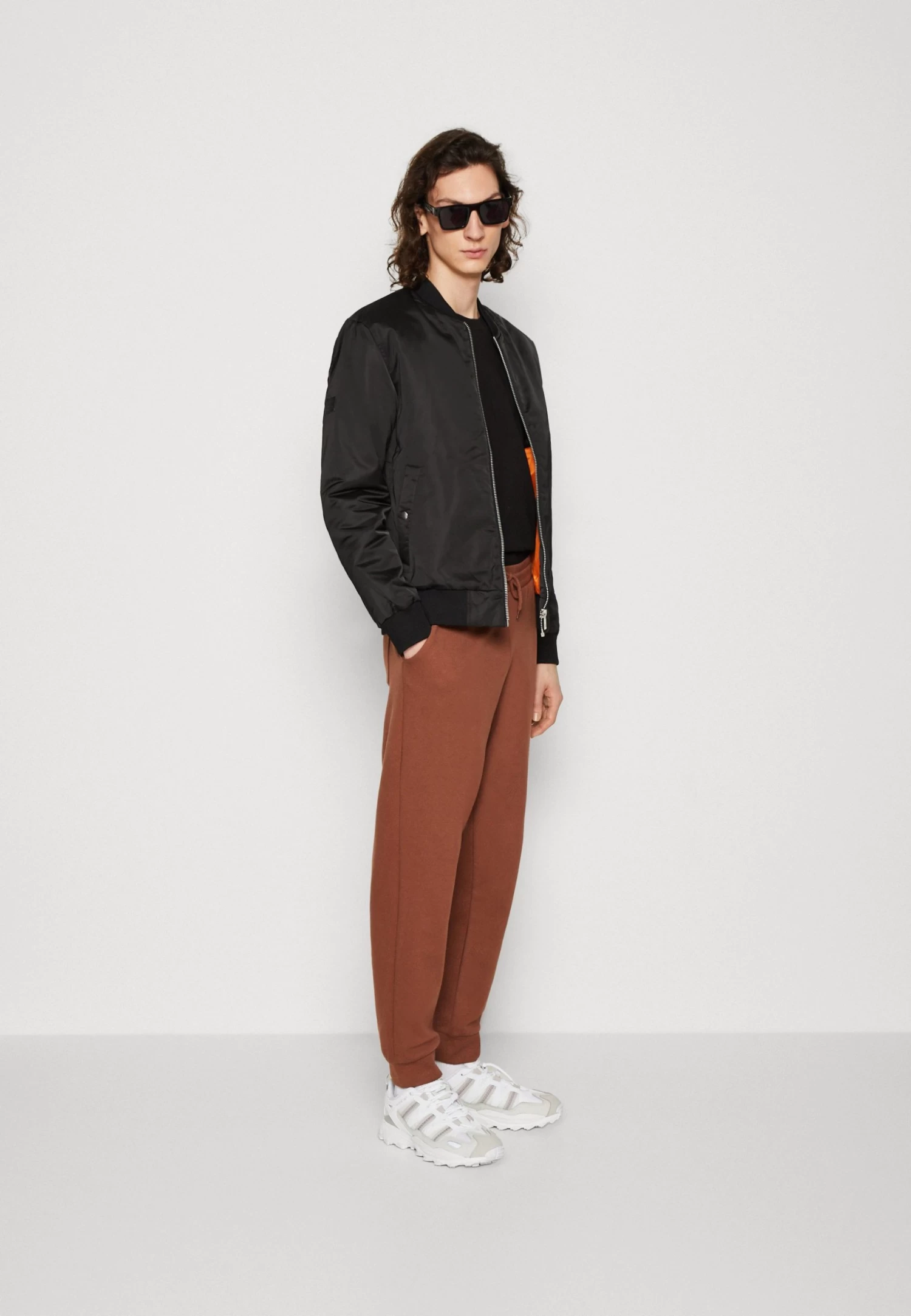 YOURTURN Unisex 2 Pack- Tracksuit Bottoms - Brown/Off-White 2 YOURTURN Unisex 2 Pack- Tracksuit Bottoms - Brown/Off-White