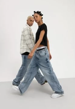 YOURTURN Baggy Jeans Unisex - Relaxed Fit Jeans - Dark Blue Denim -Yourturn Online Shop 47039cf62e0e4223bb19b517ea683054