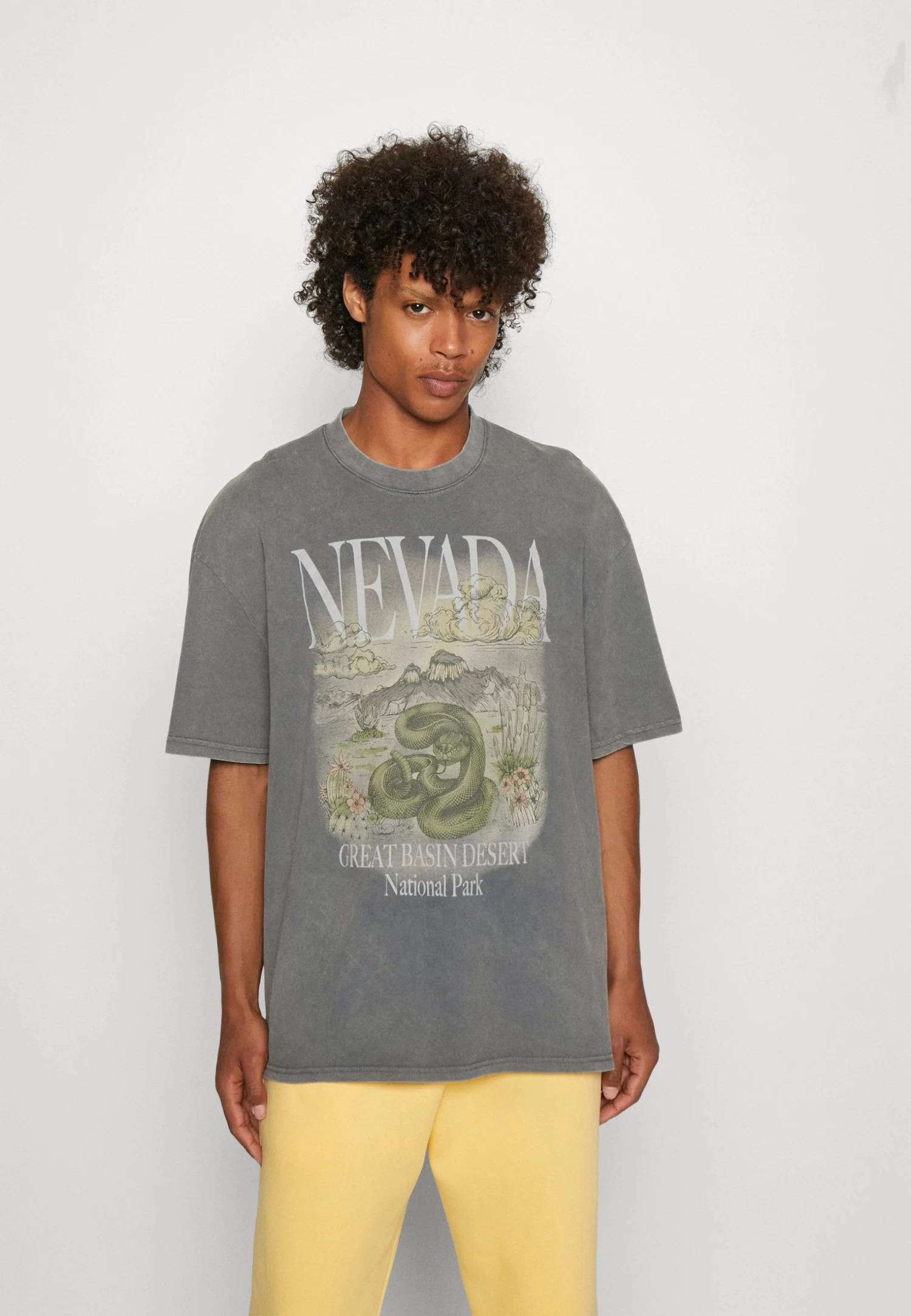 YOURTURN Nevada Wash Graphic Tee Washed - Print T-Shirt - Charcoal 3 YOURTURN Nevada Wash Graphic Tee Washed - Print T-Shirt - Charcoal