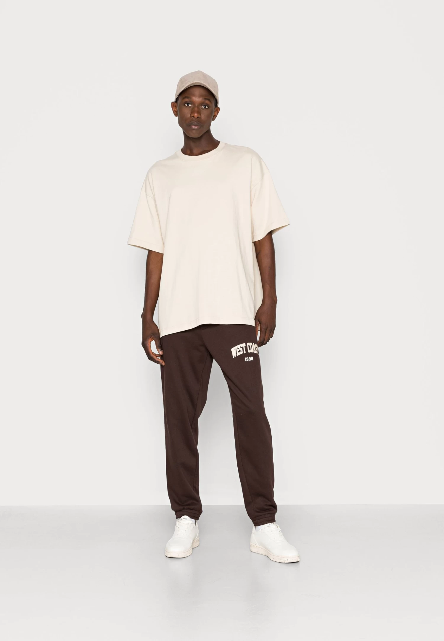 YOURTURN Unisex - Tracksuit Bottoms - Dark Brown 4 YOURTURN Unisex - Tracksuit Bottoms - Dark Brown - Image 2