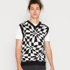 YOURTURN Distorted Check Vest Unisex - Jumper - Black/White -Yourturn Online Shop 4d3629648aaa4181ae015c59722586b8
