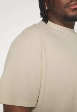 YOURTURN Unisex - Basic T-Shirt -Light Green/ Off-White -Yourturn Online Shop 4efa04889fe14a52a8a0c10786bf9fb2