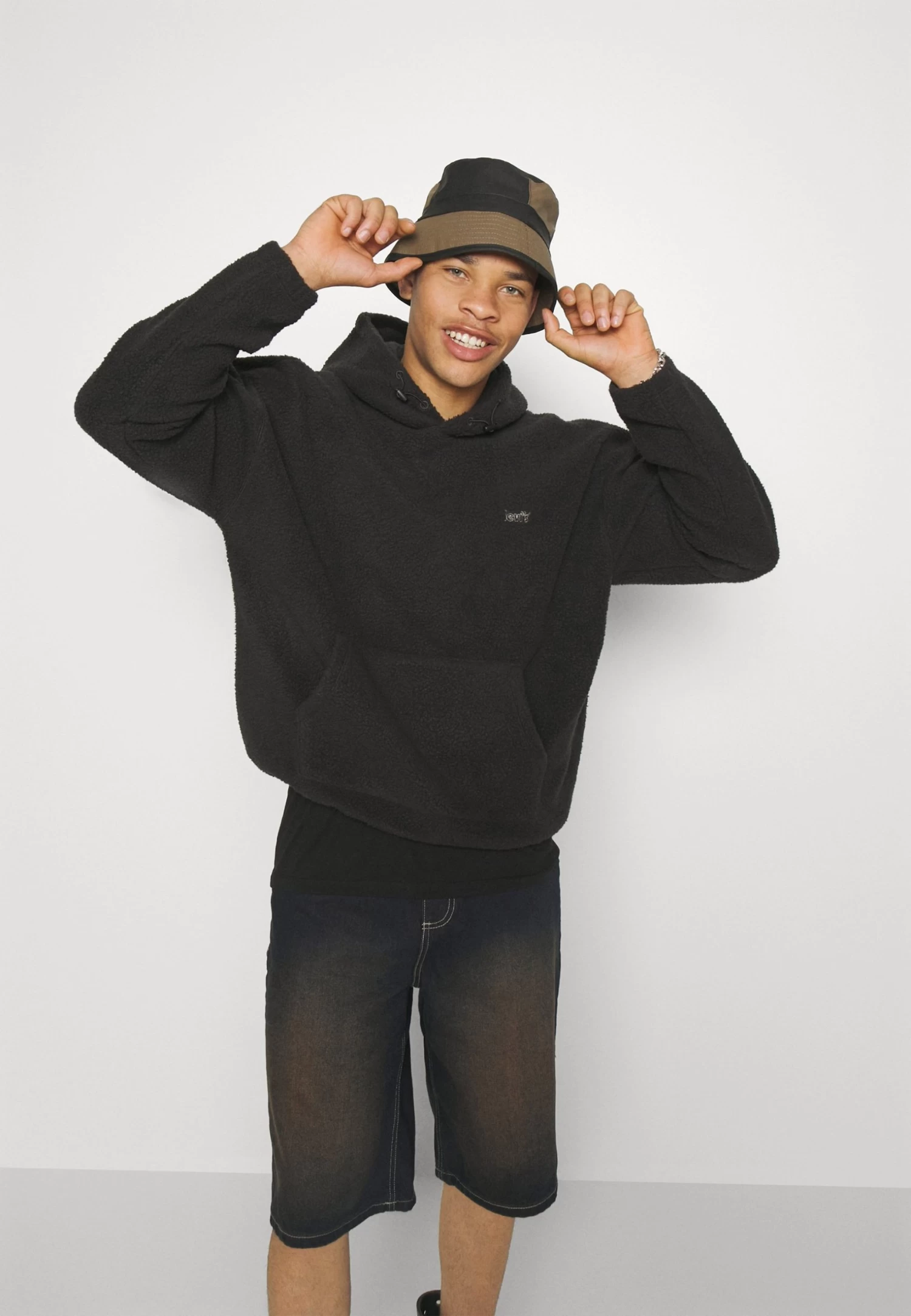 YOURTURN Unisex - Denim Shorts - Dark Blue Denim 6 YOURTURN Unisex - Denim Shorts - Dark Blue Denim - Image 4