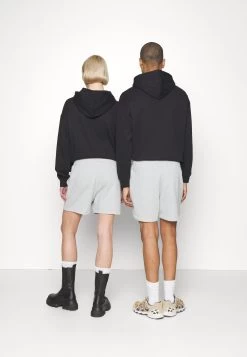 YOURTURN Unisex- Shorts - Light Grey -Yourturn Online Shop 616fd1b8e0f14db2b646799fe55d007d