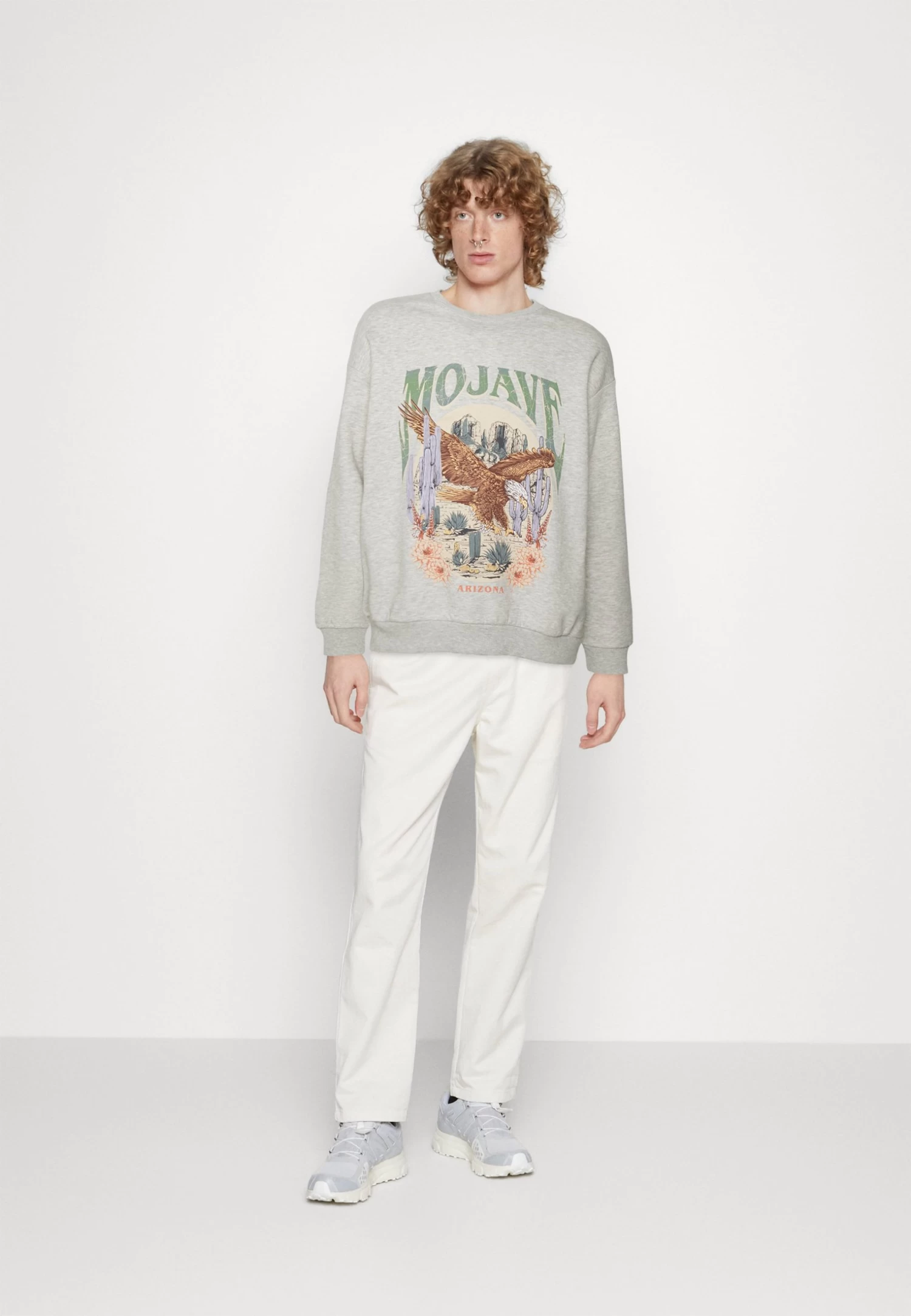 YOURTURN Unisex - Sweatshirt - Light Grey 4 YOURTURN Unisex - Sweatshirt - Light Grey - Image 2