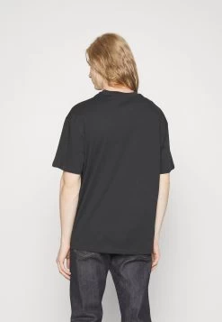 YOURTURN Pokemon Pikachu Unisex - Print T-Shirt - Black -Yourturn Online Shop 701fbb220b08440ebbae6aa7f454d1b7