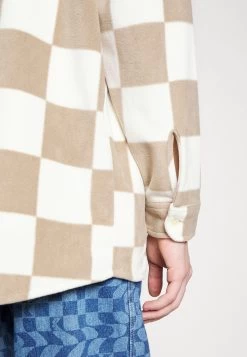 YOURTURN Unisex - Button-Down Blouse - Beige 13 YOURTURN Unisex - Button-Down Blouse - Beige -Yourturn Online Shop 7c6cfa60c29a47168ab5d6c26004cf67