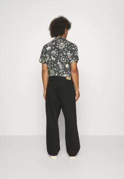 YOURTURN Baggy Jeans Unisex - Relaxed Fit Jeans - Black Denim -Yourturn Online Shop 856524ea1a41478dbf188a3711e8cfe3