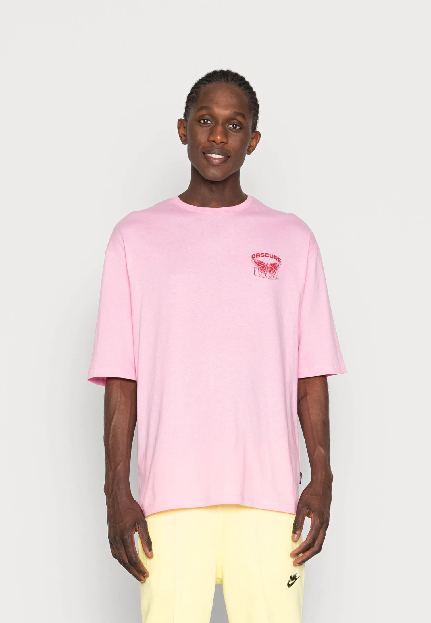 YOURTURN Nostalgia Future Tee Unisex - Print T-Shirt - Pink 5 YOURTURN Nostalgia Future Tee Unisex - Print T-Shirt - Pink - Image 3