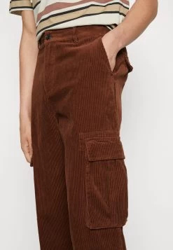 YOURTURN Corduroy Unisex - Cargo Trousers - Dark Brown -Yourturn Online Shop 90e0f6769eeb4461833d00811eab3b76