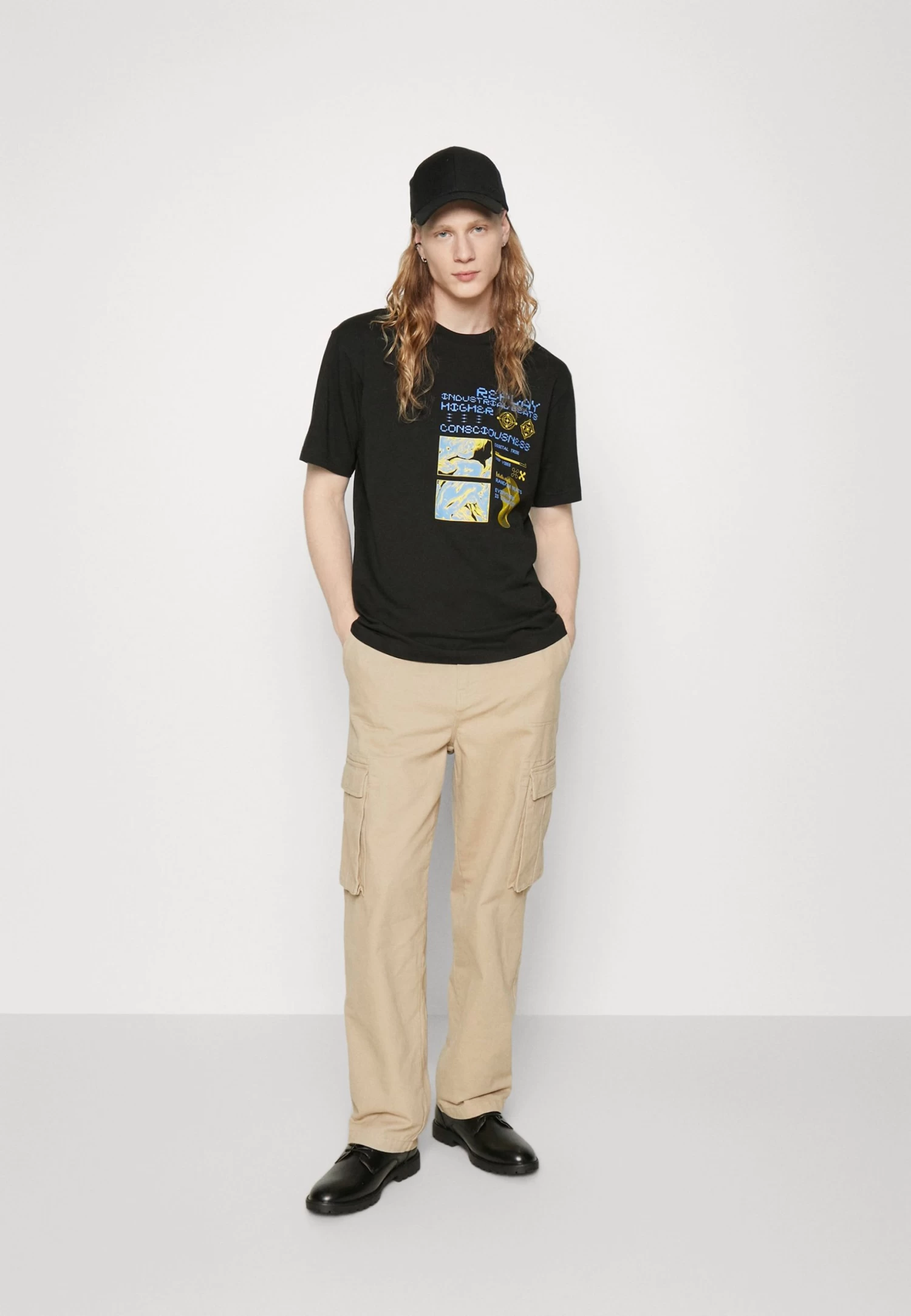 YOURTURN Unisex - Cargo Trousers - Tan 4 YOURTURN Unisex - Cargo Trousers - Tan - Image 2