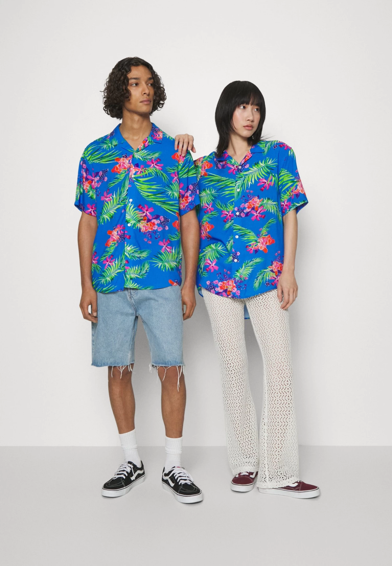 YOURTURN Unisex - Button-Down Blouse - Blue 4 YOURTURN Unisex - Button-Down Blouse - Blue - Image 2