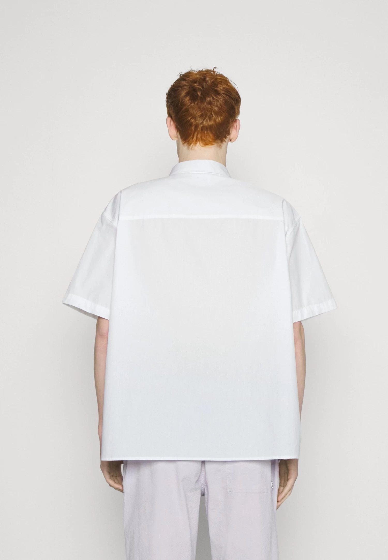 YOURTURN Plain Boxi Fit Unisex - Shirt -White 5 YOURTURN Plain Boxi Fit Unisex - Shirt -White - Image 3