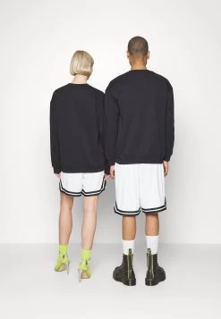 YOURTURN Care Bears Unisex - Sweatshirt - Black -Yourturn Online Shop ad1423c1c9224e00a9e3a94492a41f76