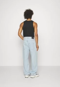 YOURTURN Baggy Jeans Unisex - Relaxed Fit Jeans - Light Blue Denim -Yourturn Online Shop b5a3a98eb1c846b6896614b68e538ab7