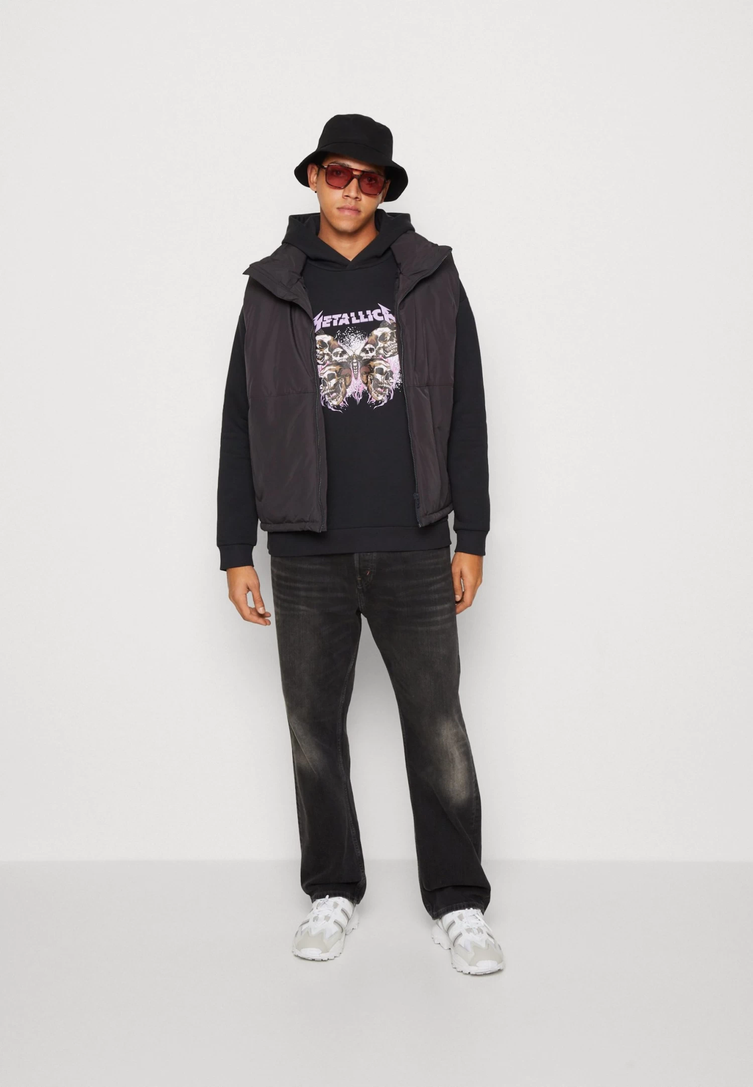 YOURTURN Metallica Unisex - Hoodie - Black 4 YOURTURN Metallica Unisex - Hoodie - Black - Image 2