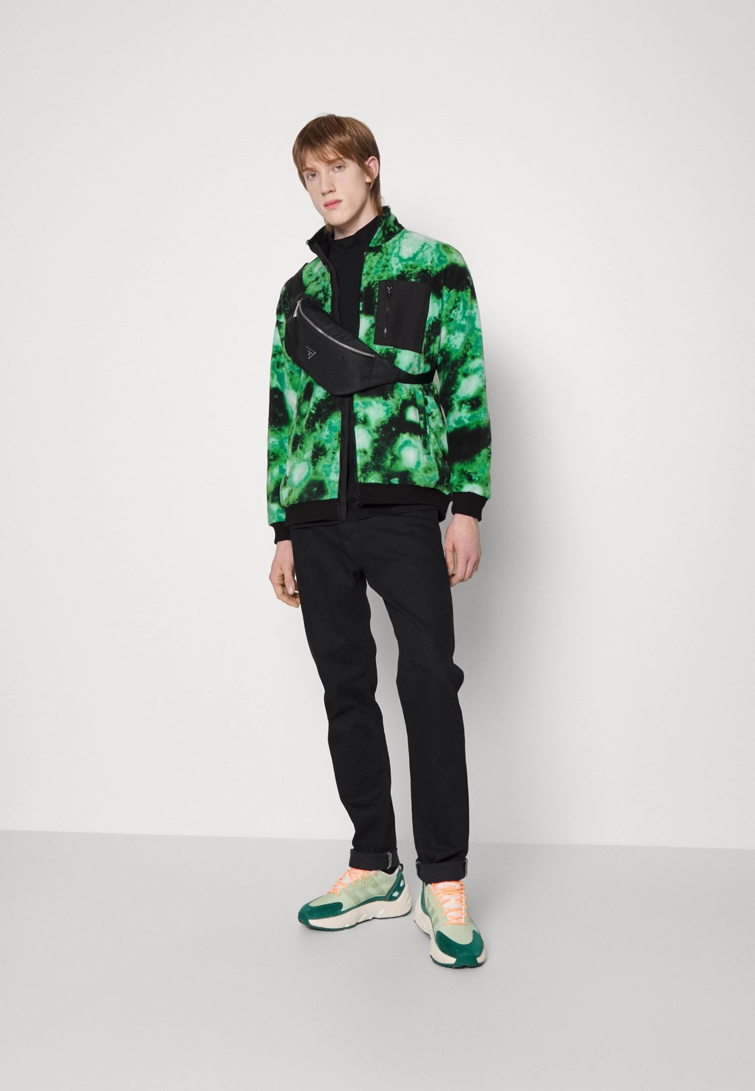 YOURTURN Unisex - Fleece Jacket - Green 4 YOURTURN Unisex - Fleece Jacket - Green - Image 2