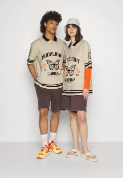 YOURTURN Unisex - Polo Shirt - Off-White -Yourturn Online Shop e830e68afe1448a482d224c71cc93c70