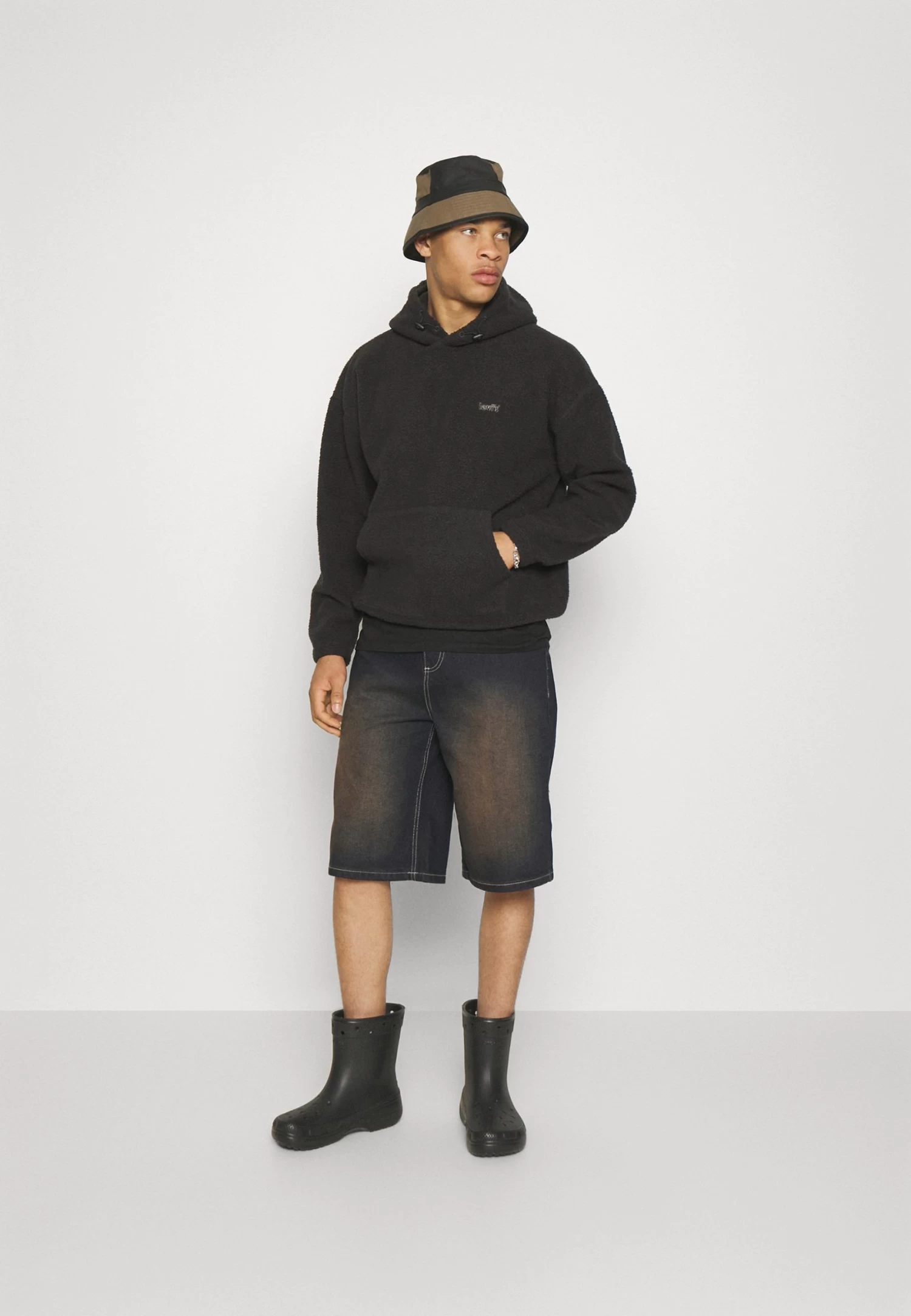 YOURTURN Unisex - Denim Shorts - Dark Blue Denim 4 YOURTURN Unisex - Denim Shorts - Dark Blue Denim - Image 2