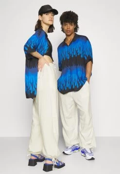 YOURTURN Genderless Parachute Unisex - Trousers - White 11 YOURTURN Genderless Parachute Unisex - Trousers - White -Yourturn Online Shop f47a0e1ecff04f00b66902953e5c6730