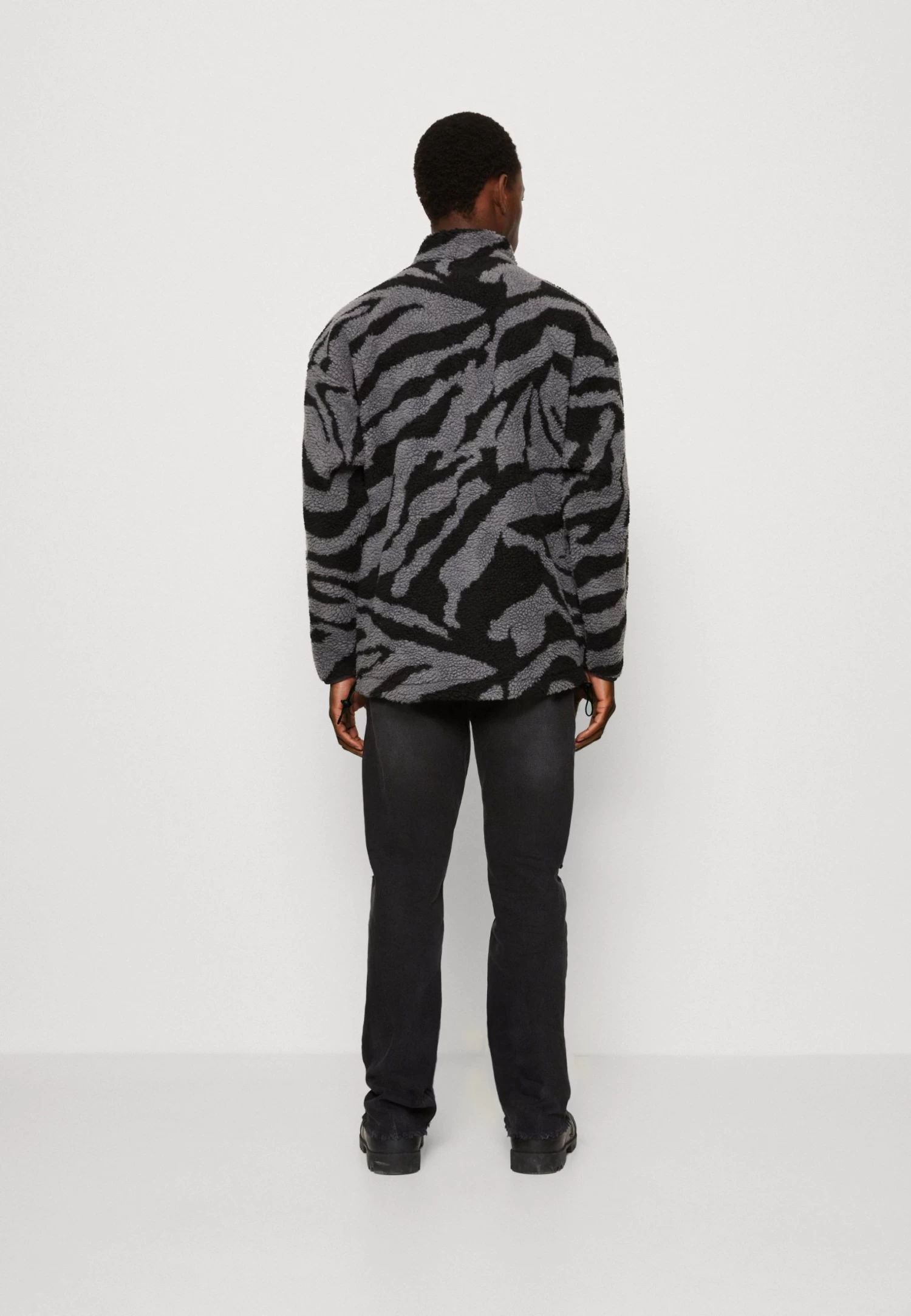 YOURTURN Unisex - Fleece Jacket - Grey 5 YOURTURN Unisex - Fleece Jacket - Grey - Image 3