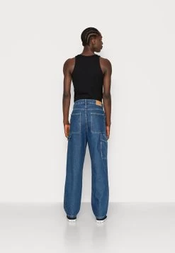 YOURTURN Unisex - Relaxed Fit Jeans - Rinsed Denim -Yourturn Online Shop fcd4fa55a2e14a7b95b035b13aac5110